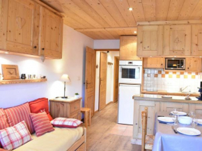 Appartement 2 pièces avec balcon à Méribel, proche commerces et pistes - FR-1-180-86